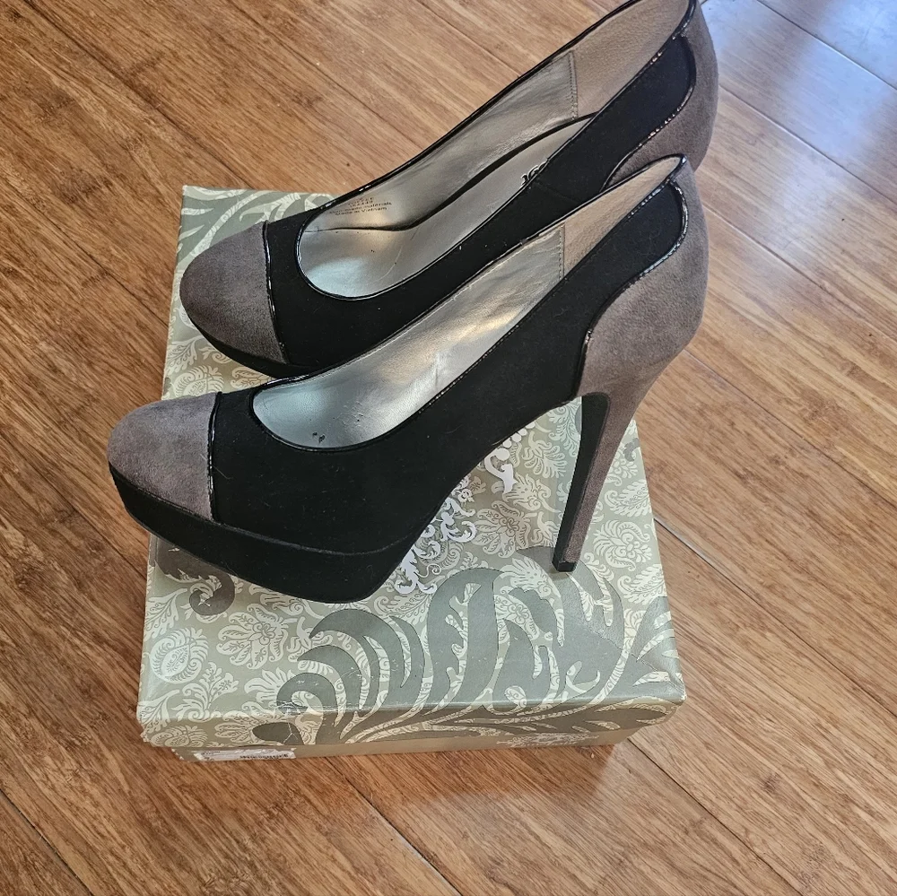 Limelight Heels - Picture 2 of 4